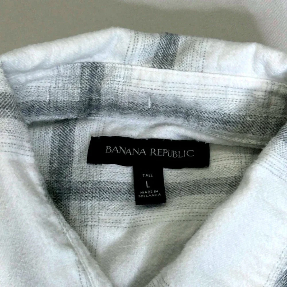 Banana Republic Mens Large Tall White Grey Plaid Flannel LS Classic Shirt 772526